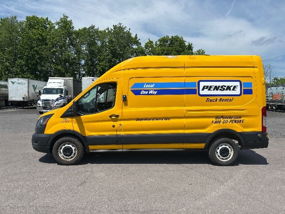 Cargo Van (Panel Van)-Light and Medium Duty Trucks-Ford-2023-Transit 250-Liverpool-NY-66,432\n\t\tmiles-$ 39,000 - Image 4
