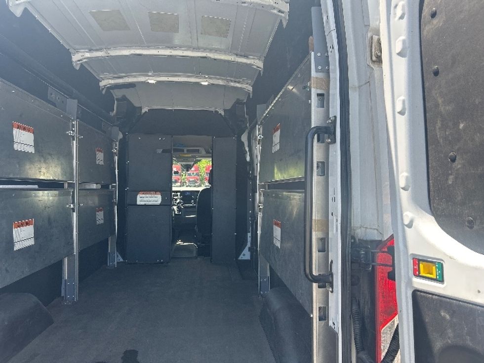 Cargo Van (Panel Van)-Light and Medium Duty Trucks-Ford-2023-Transit 250-Londonderry-NH-53,897\n\t\tmiles-$ 47,500 - Image 11