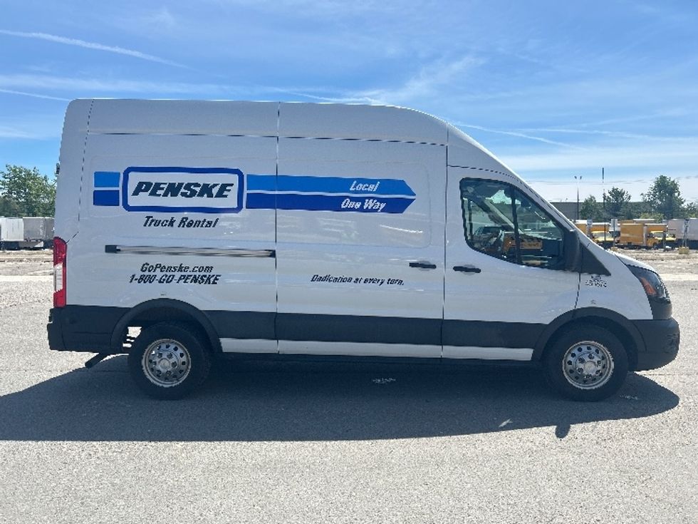 Cargo Van (Panel Van)-Light and Medium Duty Trucks-Ford-2023-Transit 250-Londonderry-NH-53,897\n\t\tmiles-$ 47,500 - Image 14