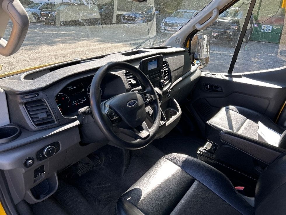 Cargo Van (Panel Van)-Light and Medium Duty Trucks-Ford-2023-Transit 250-Londonderry-NH-69,617\n\t\tmiles-$ 43,500 - Image 17