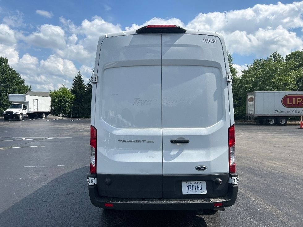 Cargo Van (Panel Van)-Light and Medium Duty Trucks-Ford-2023-Transit 250-Louisville-KY-138,998\n\t\tmiles-$ 33,000 - Image 7