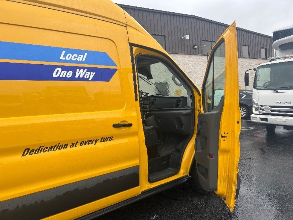 Cargo Van (Panel Van)-Light and Medium Duty Trucks-Ford-2023-Transit 250-Louisville-KY-52,833\n\t\tmiles-$ 40,250 - Image 16