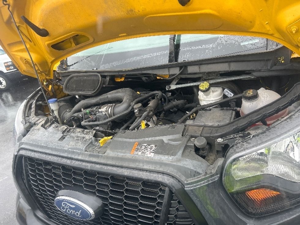 Cargo Van (Panel Van)-Light and Medium Duty Trucks-Ford-2023-Transit 250-Louisville-KY-52,833\n\t\tmiles-$ 40,250 - Image 24