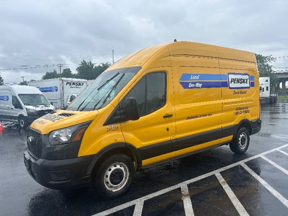 Cargo Van (Panel Van)-Light and Medium Duty Trucks-Ford-2023-Transit 250-Louisville-KY-52,833\n\t\tmiles-$ 40,250 - Image 3