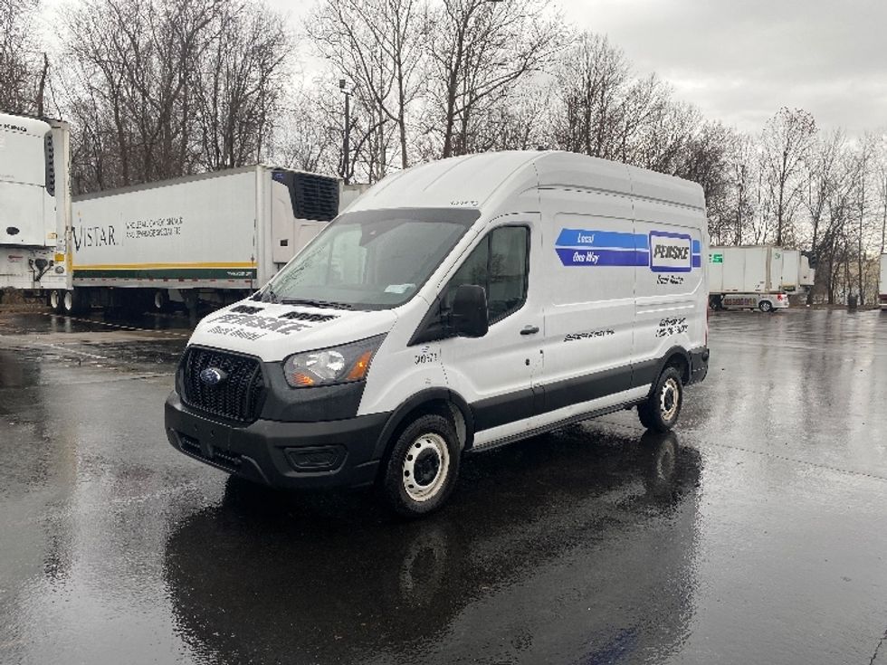 Cargo Van (Panel Van)-Light and Medium Duty Trucks-Ford-2023-Transit 250-Louisville-KY-64,086\n\t\tmiles-$ 50,000 - Image 3