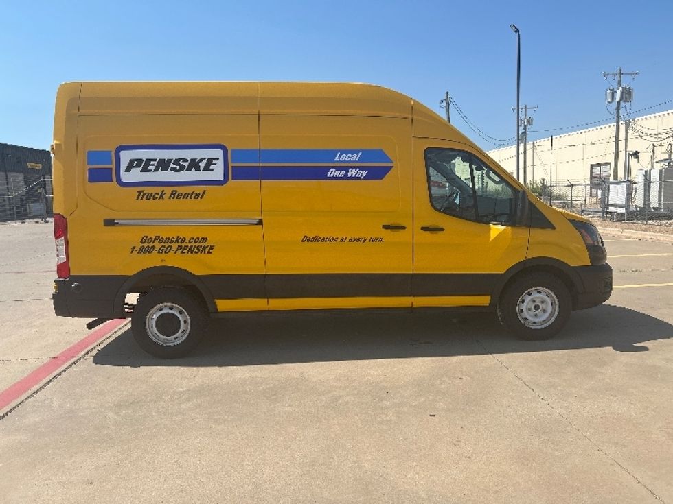 Cargo Van (Panel Van)-Light and Medium Duty Trucks-Ford-2023-Transit 250-Lubbock-TX-110,389\n\t\tmiles-$ 30,750 - Image 15