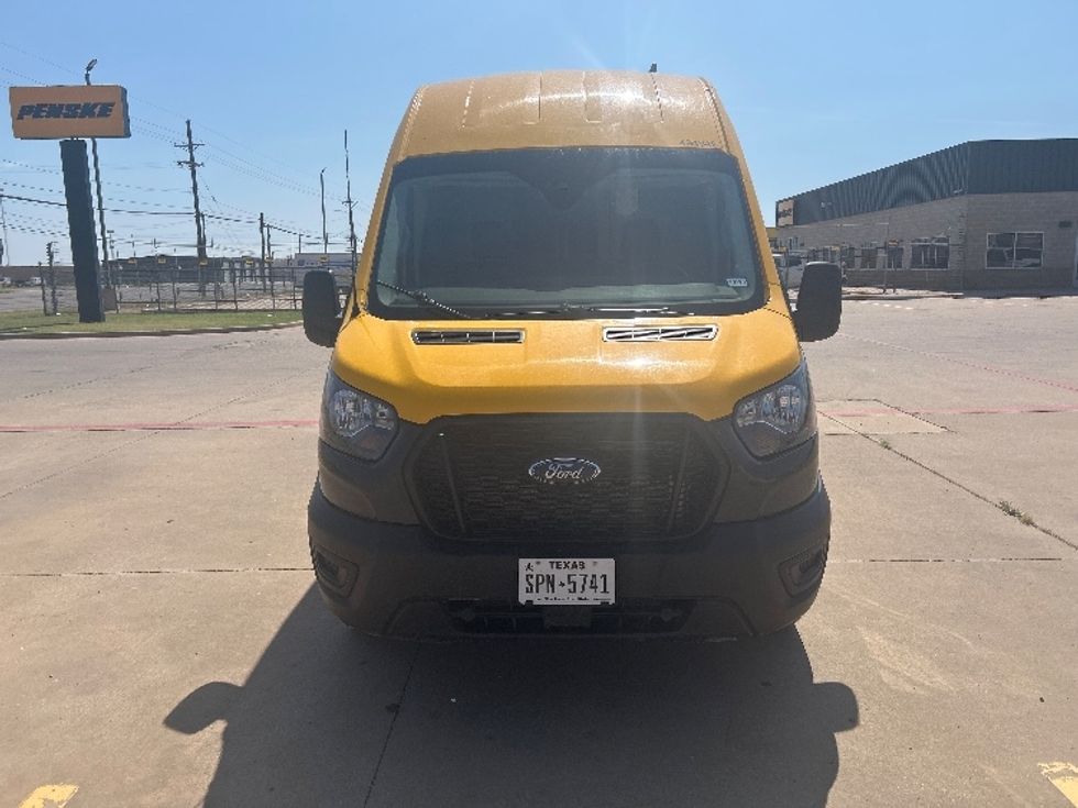 Cargo Van (Panel Van)-Light and Medium Duty Trucks-Ford-2023-Transit 250-Lubbock-TX-110,389\n\t\tmiles-$ 30,750 - Image 2