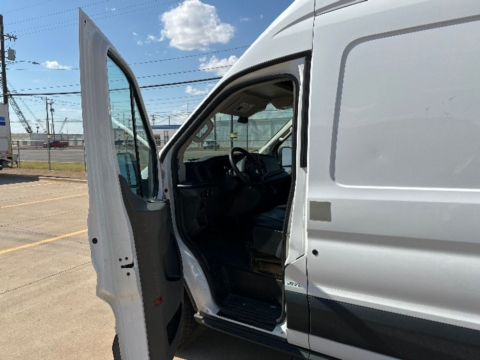 Cargo Van (Panel Van)-Light and Medium Duty Trucks-Ford-2023-Transit 250-Lubbock-TX-51,236\n\t\tmiles-$ 44,500 - Image 16