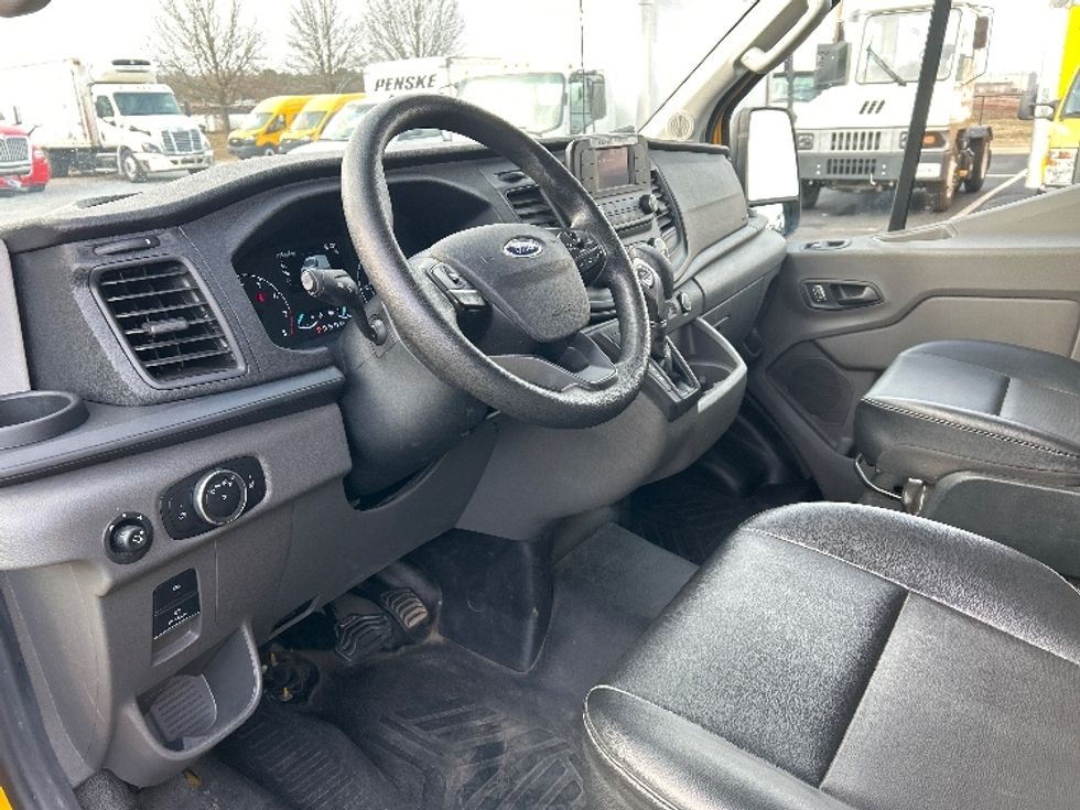 Cargo Van (Panel Van)-Light and Medium Duty Trucks-Ford-2023-Transit 250-Madison-AL-78,037\n\t\tmiles-$ 41,750 - Image 16