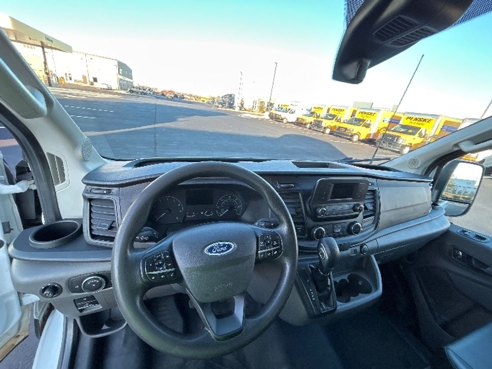 Cargo Van (Panel Van)-Light and Medium Duty Trucks-Ford-2023-Transit 250-Madison-AL-78,562\n\t\tmiles-$ 42,500 - Image 17