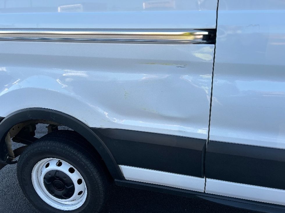 Cargo Van (Panel Van)-Light and Medium Duty Trucks-Ford-2023-Transit 250-Madison-AL-78,562\n\t\tmiles-$ 42,500 - Image 24