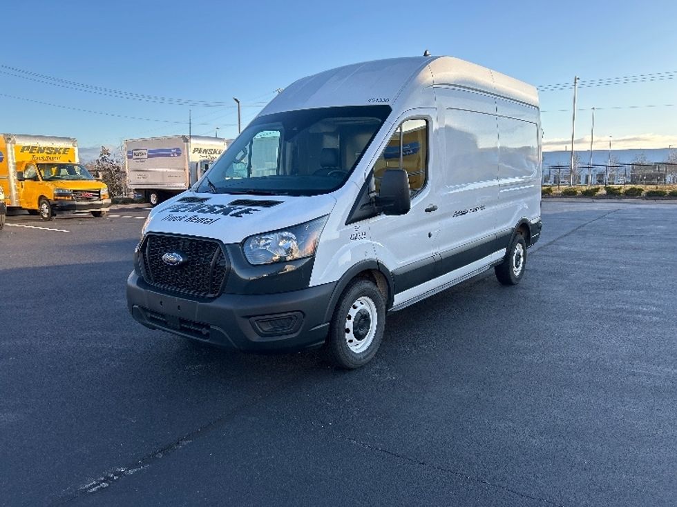 Cargo Van (Panel Van)-Light and Medium Duty Trucks-Ford-2023-Transit 250-Madison-AL-78,562\n\t\tmiles-$ 42,500 - Image 3