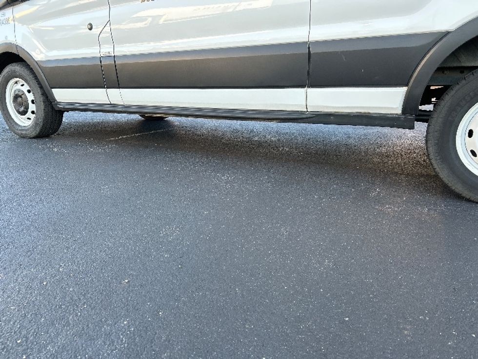 Cargo Van (Panel Van)-Light and Medium Duty Trucks-Ford-2023-Transit 250-Madison-AL-78,562\n\t\tmiles-$ 42,500 - Image 5