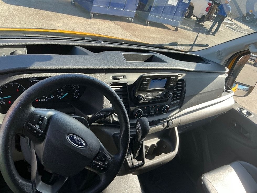 Cargo Van (Panel Van)-Light and Medium Duty Trucks-Ford-2023-Transit 250-Medley-FL-109,492\n\t\tmiles-$ 31,500 - Image 16