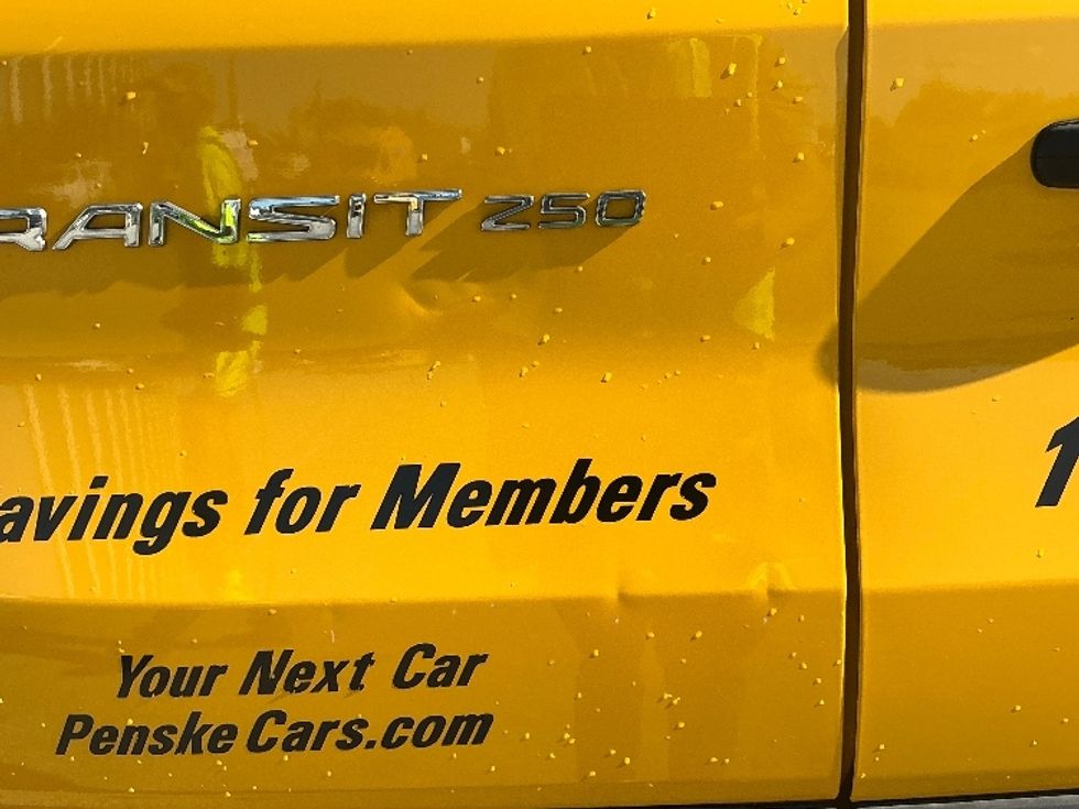 Cargo Van (Panel Van)-Light and Medium Duty Trucks-Ford-2023-Transit 250-Medley-FL-109,492\n\t\tmiles-$ 31,500 - Image 23