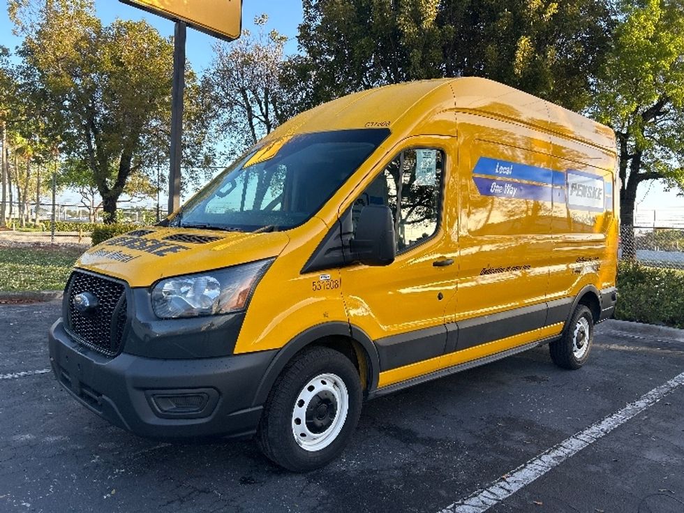 Cargo Van (Panel Van)-Light and Medium Duty Trucks-Ford-2023-Transit 250-Medley-FL-109,492\n\t\tmiles-$ 31,500 - Image 3