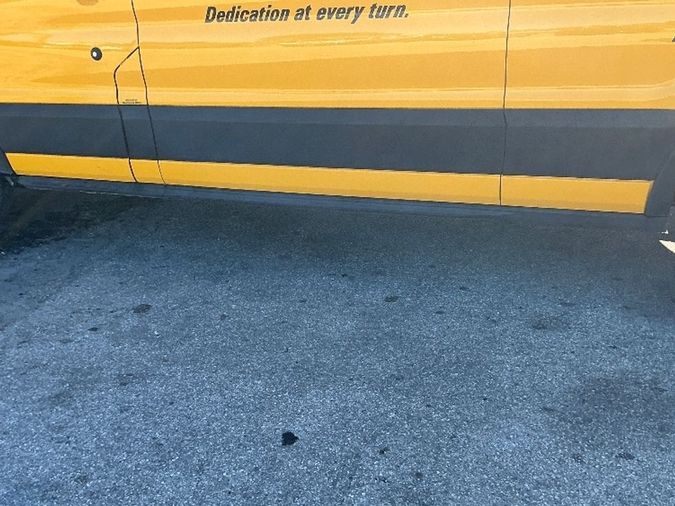 Cargo Van (Panel Van)-Light and Medium Duty Trucks-Ford-2023-Transit 250-Medley-FL-109,492\n\t\tmiles-$ 31,500 - Image 5