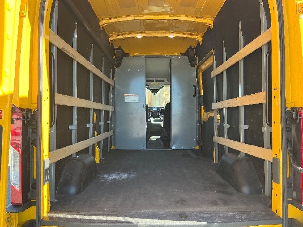 Cargo Van (Panel Van)-Light and Medium Duty Trucks-Ford-2023-Transit 250-Medley-FL-109,492\n\t\tmiles-$ 31,500 - Image 8