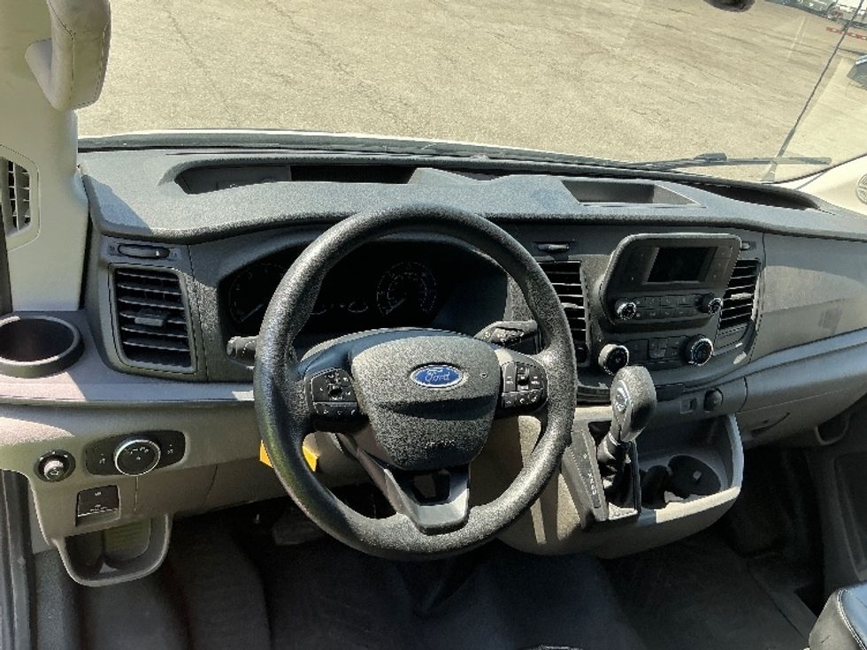 Cargo Van (Panel Van)-Light and Medium Duty Trucks-Ford-2023-Transit 250-Medley-FL-23,797\n\t\tmiles-$ 52,250 - Image 17