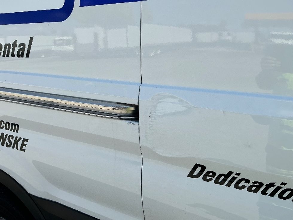 Cargo Van (Panel Van)-Light and Medium Duty Trucks-Ford-2023-Transit 250-Medley-FL-23,797\n\t\tmiles-$ 52,250 - Image 23