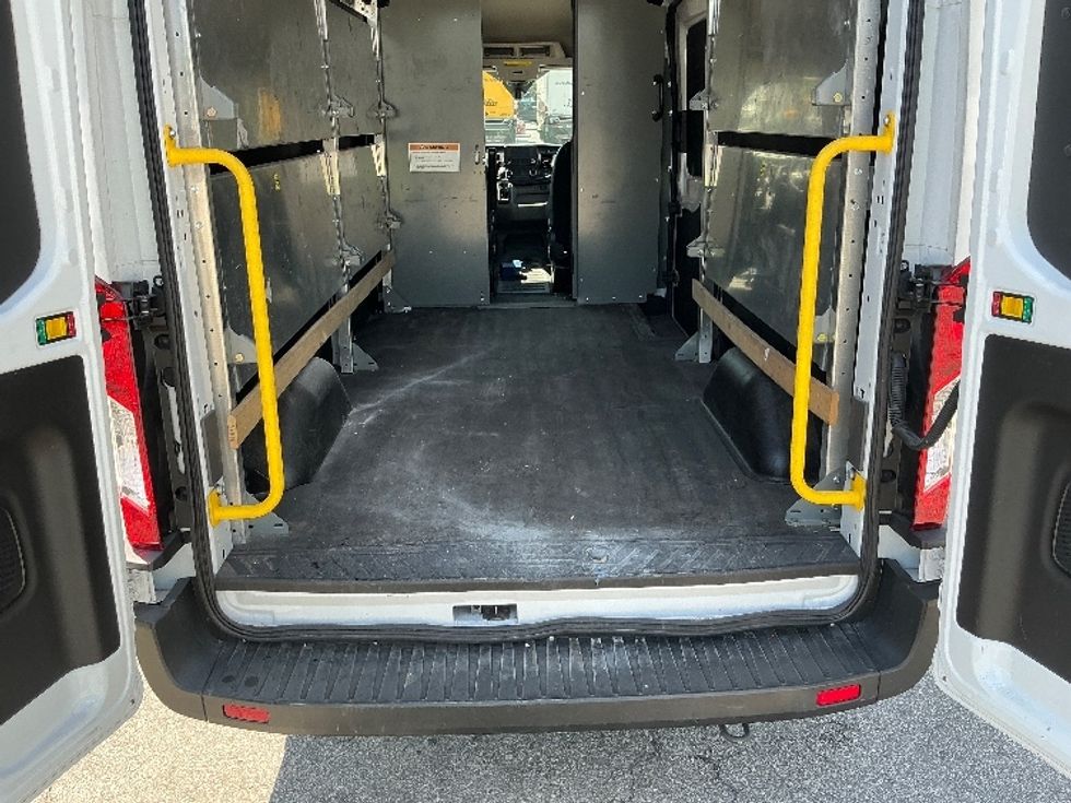 Cargo Van (Panel Van)-Light and Medium Duty Trucks-Ford-2023-Transit 250-Medley-FL-23,797\n\t\tmiles-$ 52,250 - Image 9