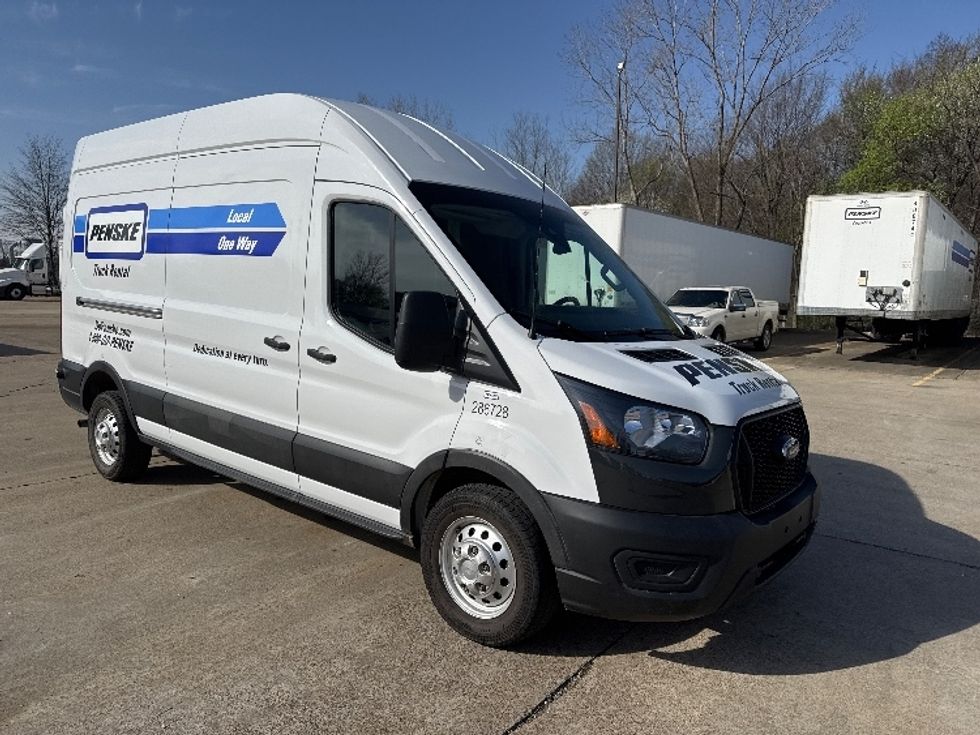 Cargo Van (Panel Van)-Light and Medium Duty Trucks-Ford-2023-Transit 250-Memphis-TN-100,516\n\t\tmiles-$ 42,000 - Image 1