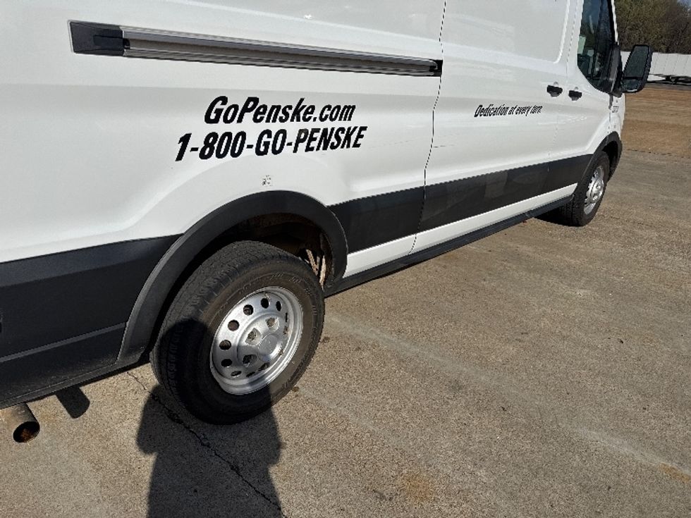 Cargo Van (Panel Van)-Light and Medium Duty Trucks-Ford-2023-Transit 250-Memphis-TN-100,516\n\t\tmiles-$ 42,000 - Image 14