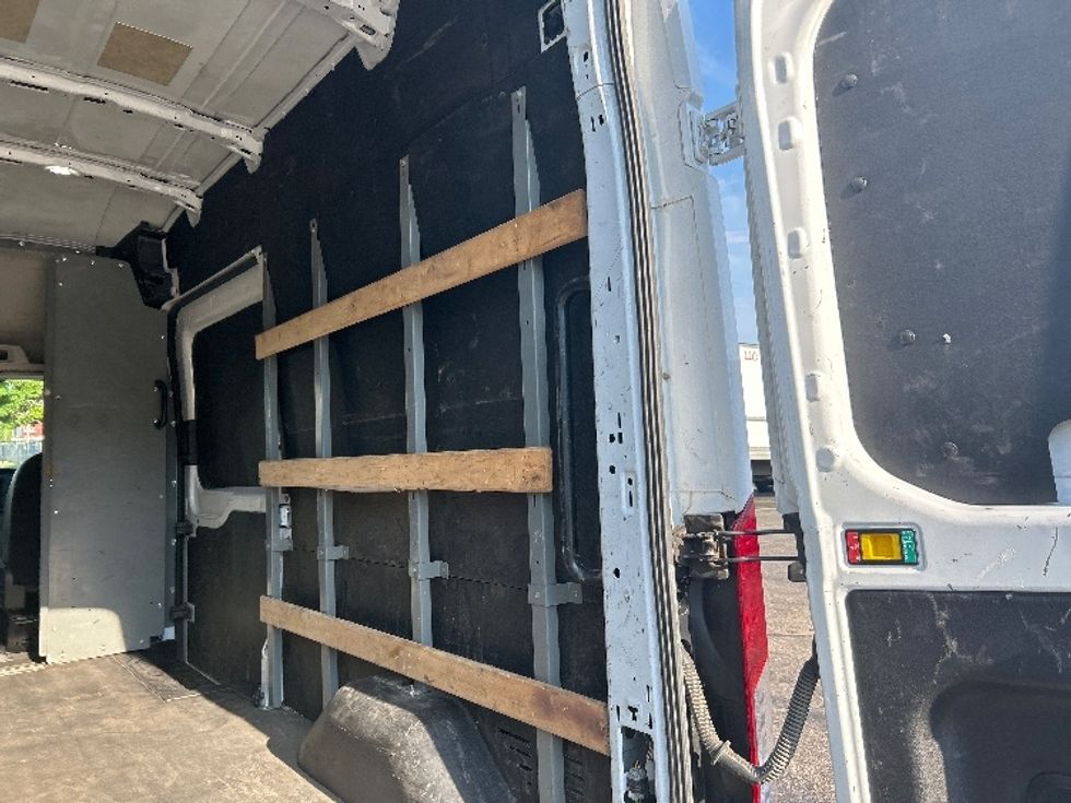 Cargo Van (Panel Van)-Light and Medium Duty Trucks-Ford-2023-Transit 250-Memphis-TN-148,121\n\t\tmiles-$ 35,750 - Image 10