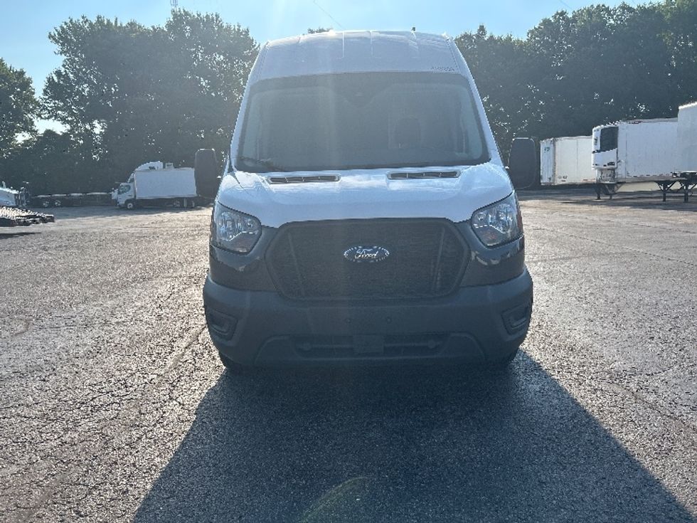 Cargo Van (Panel Van)-Light and Medium Duty Trucks-Ford-2023-Transit 250-Memphis-TN-148,121\n\t\tmiles-$ 35,750 - Image 2