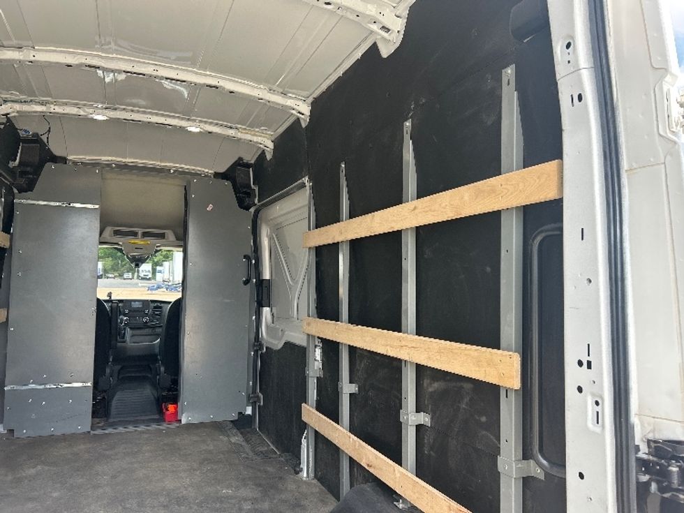Cargo Van (Panel Van)-Light and Medium Duty Trucks-Ford-2023-Transit 250-Memphis-TN-149,732\n\t\tmiles-$ 35,000 - Image 11