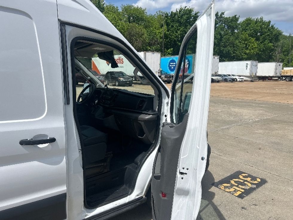 Cargo Van (Panel Van)-Light and Medium Duty Trucks-Ford-2023-Transit 250-Memphis-TN-149,732\n\t\tmiles-$ 35,000 - Image 19