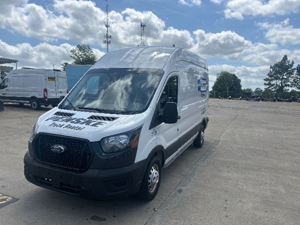 Cargo Van (Panel Van)-Light and Medium Duty Trucks-Ford-2023-Transit 250-Memphis-TN-149,732\n\t\tmiles-$ 35,000 - Image 3