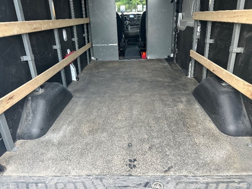Cargo Van (Panel Van)-Light and Medium Duty Trucks-Ford-2023-Transit 250-Memphis-TN-149,732\n\t\tmiles-$ 35,000 - Image 7