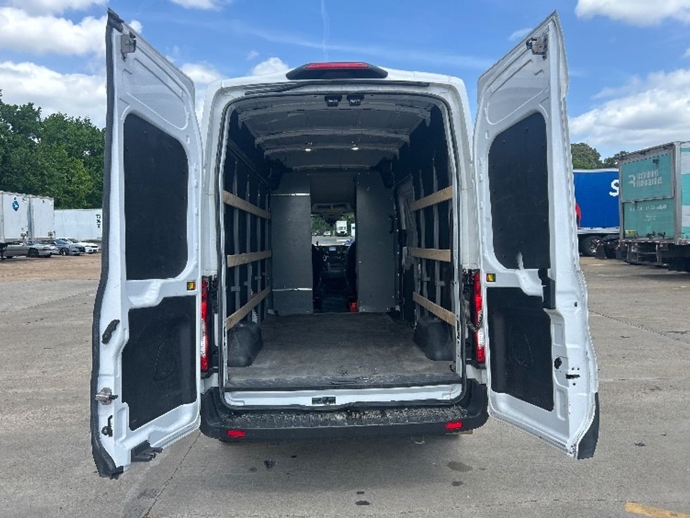Cargo Van (Panel Van)-Light and Medium Duty Trucks-Ford-2023-Transit 250-Memphis-TN-149,732\n\t\tmiles-$ 35,000 - Image 8