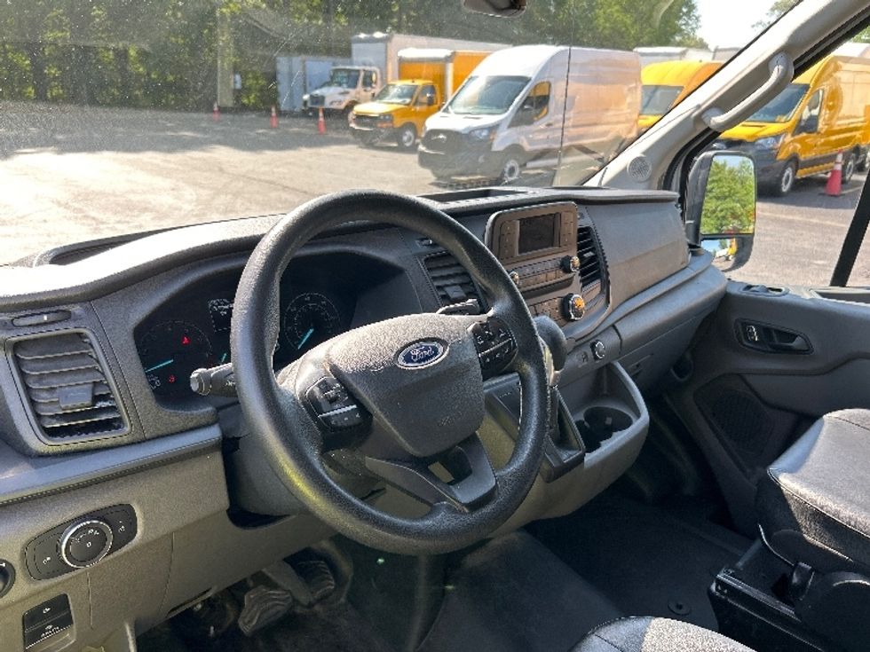 Cargo Van (Panel Van)-Light and Medium Duty Trucks-Ford-2023-Transit 250-Memphis-TN-87,009\n\t\tmiles-$ 39,250 - Image 16