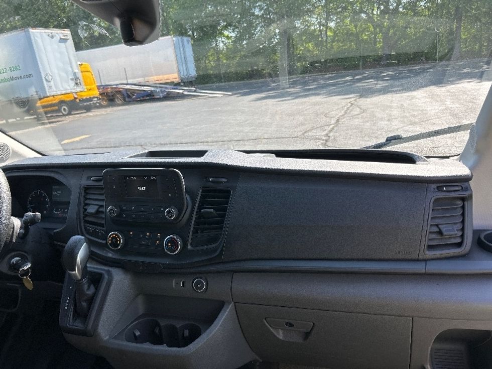 Cargo Van (Panel Van)-Light and Medium Duty Trucks-Ford-2023-Transit 250-Memphis-TN-87,009\n\t\tmiles-$ 39,250 - Image 20