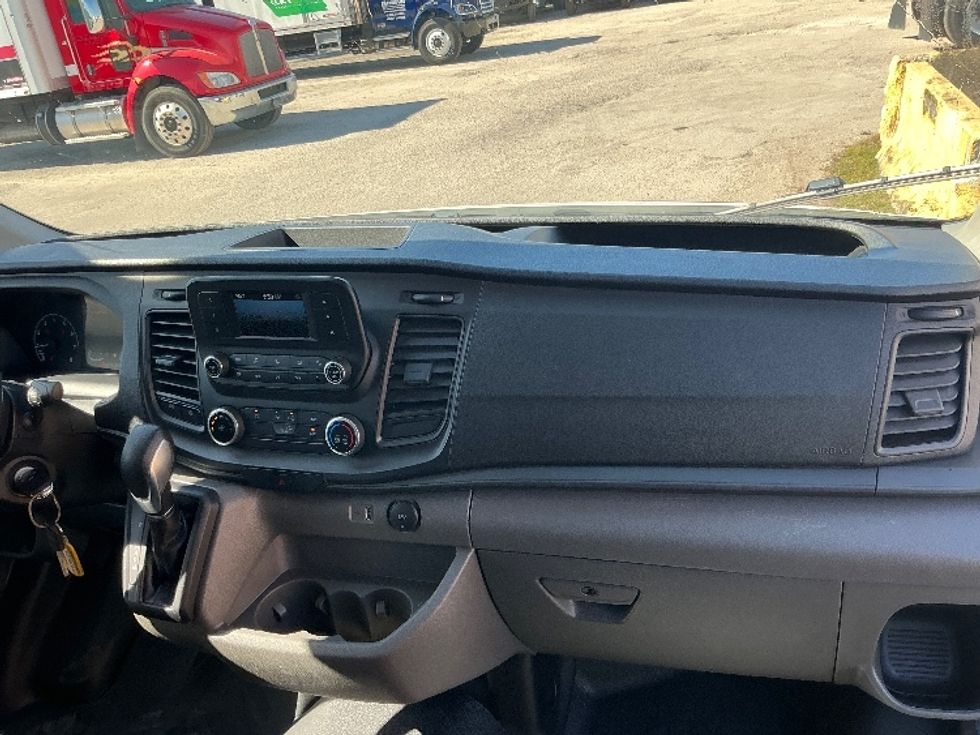 Cargo Van (Panel Van)-Light and Medium Duty Trucks-Ford-2023-Transit 250-Miami-FL-30,163\n\t\tmiles-$ 52,000 - Image 20