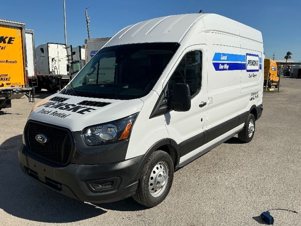 Cargo Van (Panel Van)-Light and Medium Duty Trucks-Ford-2023-Transit 250-Miami-FL-30,163\n\t\tmiles-$ 52,000 - Image 3