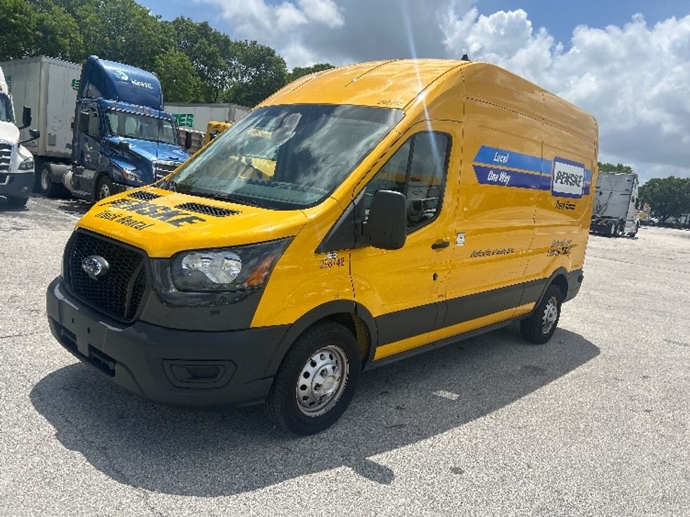 Cargo Van (Panel Van)-Light and Medium Duty Trucks-Ford-2023-Transit 250-Miami-FL-37,042\n\t\tmiles-$ 48,750 - Image 3