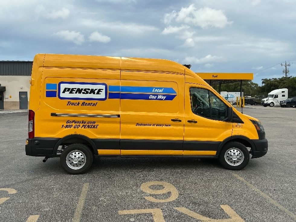 Cargo Van (Panel Van)-Light and Medium Duty Trucks-Ford-2023-Transit 250-Miami-FL-37,750\n\t\tmiles-$ 48,500 - Image 12