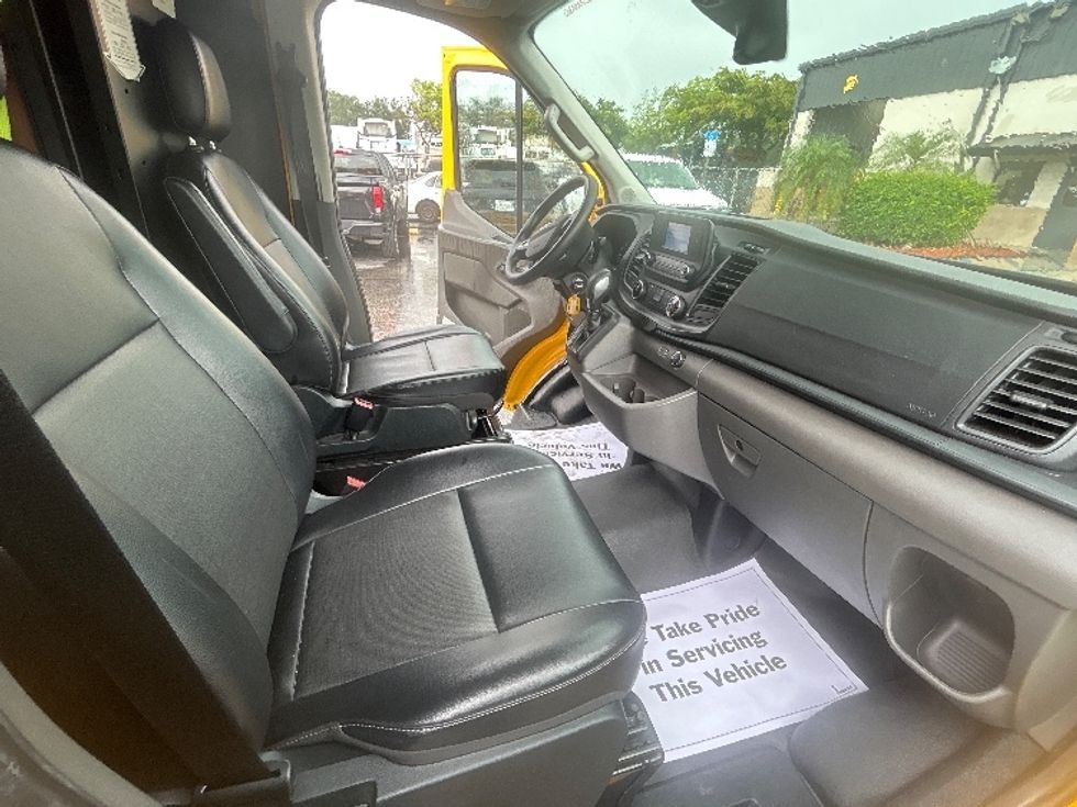 Cargo Van (Panel Van)-Light and Medium Duty Trucks-Ford-2023-Transit 250-Miami-FL-37,750\n\t\tmiles-$ 48,500 - Image 19