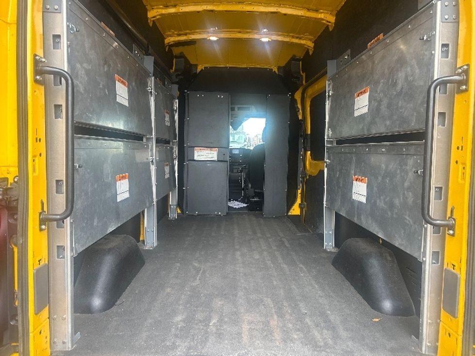 Cargo Van (Panel Van)-Light and Medium Duty Trucks-Ford-2023-Transit 250-Miami-FL-37,750\n\t\tmiles-$ 48,500 - Image 7