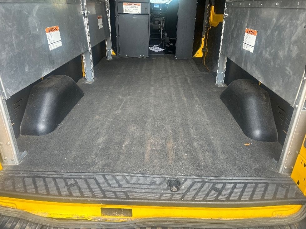 Cargo Van (Panel Van)-Light and Medium Duty Trucks-Ford-2023-Transit 250-Miami-FL-37,750\n\t\tmiles-$ 48,500 - Image 8
