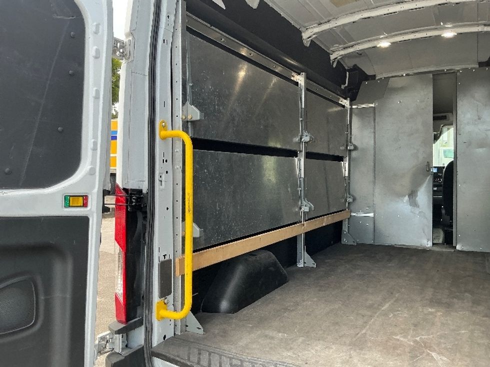Cargo Van (Panel Van)-Light and Medium Duty Trucks-Ford-2023-Transit 250-Miami-FL-42,696\n\t\tmiles-$ 52,500 - Image 10