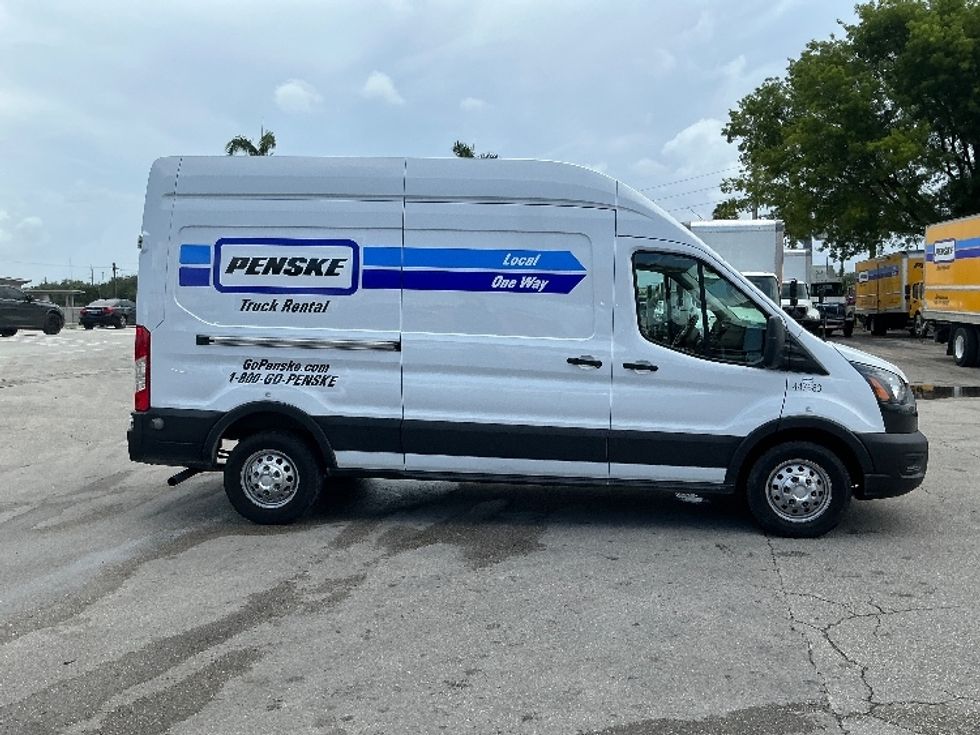 Cargo Van (Panel Van)-Light and Medium Duty Trucks-Ford-2023-Transit 250-Miami-FL-42,696\n\t\tmiles-$ 52,500 - Image 14
