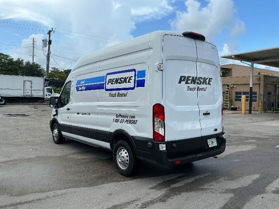 Cargo Van (Panel Van)-Light and Medium Duty Trucks-Ford-2023-Transit 250-Miami-FL-42,696\n\t\tmiles-$ 52,500 - Image 6