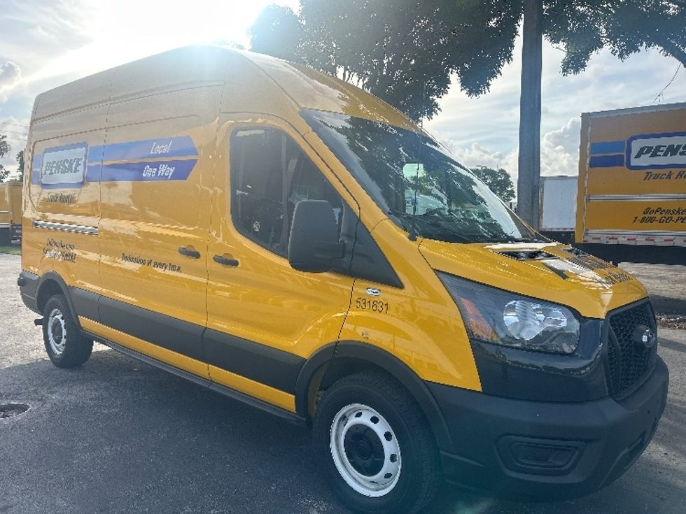 Cargo Van (Panel Van)-Light and Medium Duty Trucks-Ford-2023-Transit 250-Miami-FL-43,970\n\t\tmiles-$ 43,000 - Image 1