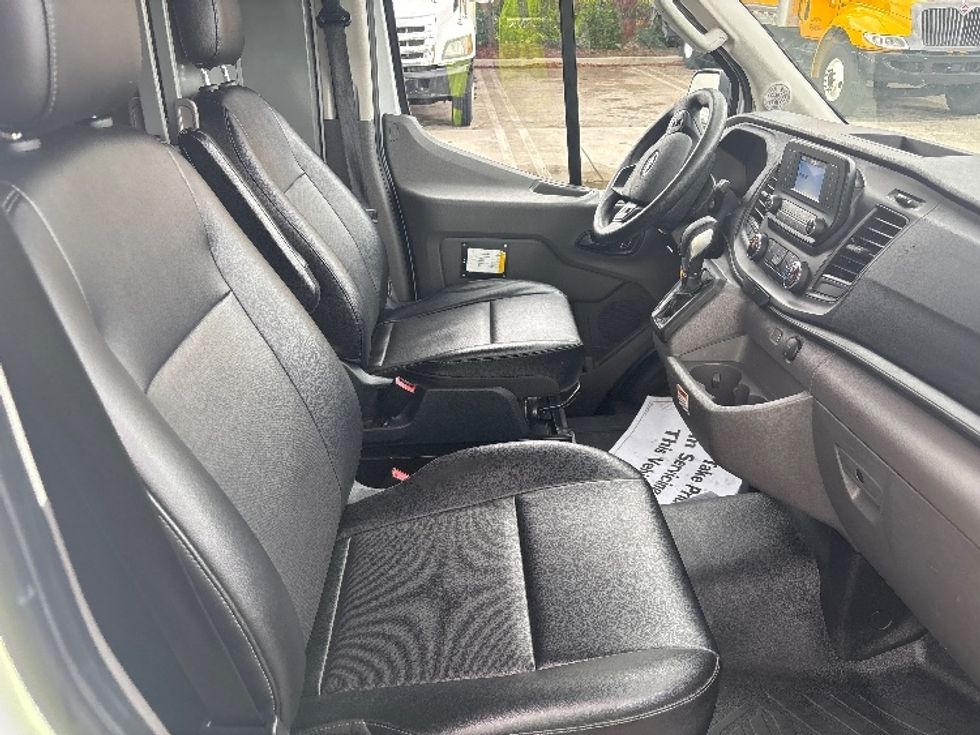 Cargo Van (Panel Van)-Light and Medium Duty Trucks-Ford-2023-Transit 250-Miami-FL-44,777\n\t\tmiles-$ 52,500 - Image 22