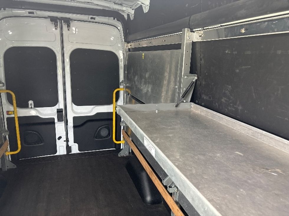 Cargo Van (Panel Van)-Light and Medium Duty Trucks-Ford-2023-Transit 250-Miami-FL-44,777\n\t\tmiles-$ 52,500 - Image 26