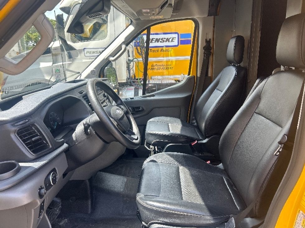 Cargo Van (Panel Van)-Light and Medium Duty Trucks-Ford-2023-Transit 250-Miami-FL-46,103\n\t\tmiles-$ 42,750 - Image 13